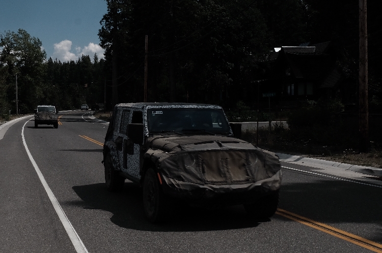 20170808 Jeep beim testen erwischt