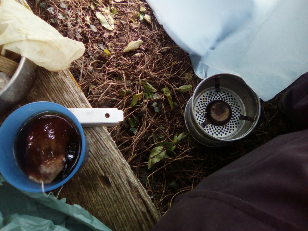 Trangia Spirituskocher unter Regenschutz Trangia Spirituskocher unter Regenschutz