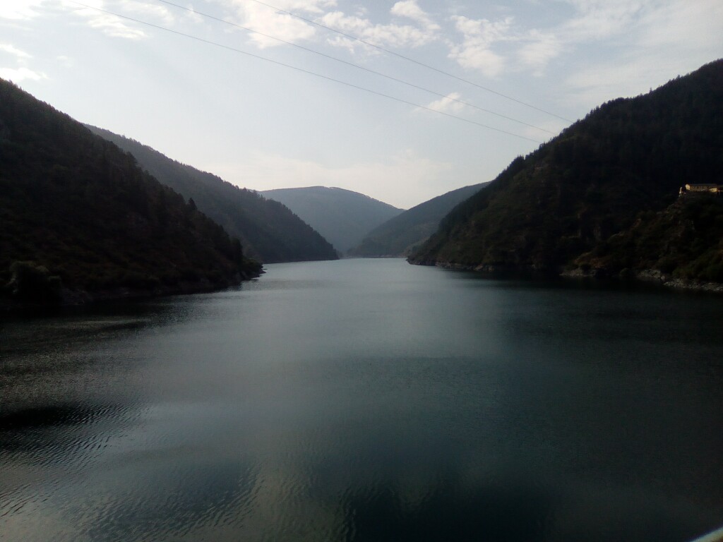 Stausee Grandas de Salime Stausee mGrandas de Salime